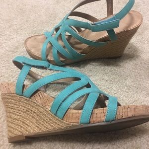 Teal aerosoles sandals